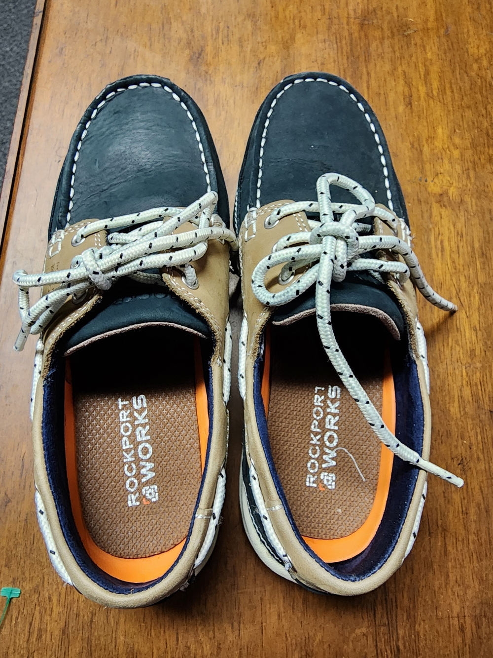 Rockport Men’s Two-Tone Black and Tan Boat Shoes Sz 9